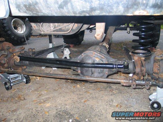 axle_clearance.jpg crossmember to axle clearance