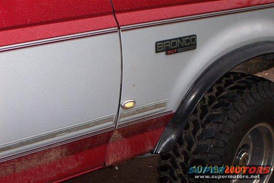 Side turn signal wired to front turn signals