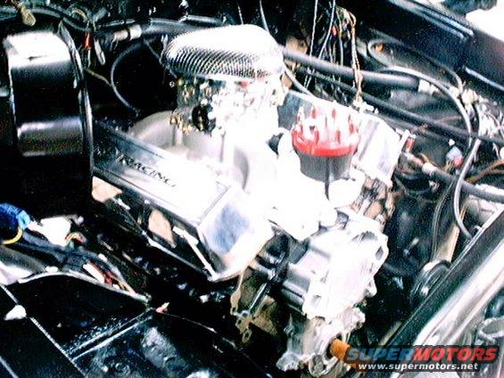 Engine with "RACING" valve covers and chrome air cleaner