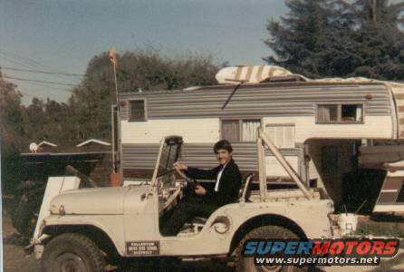ojb90051.jpg I was 15 and thought Jeeps were the bomb.  