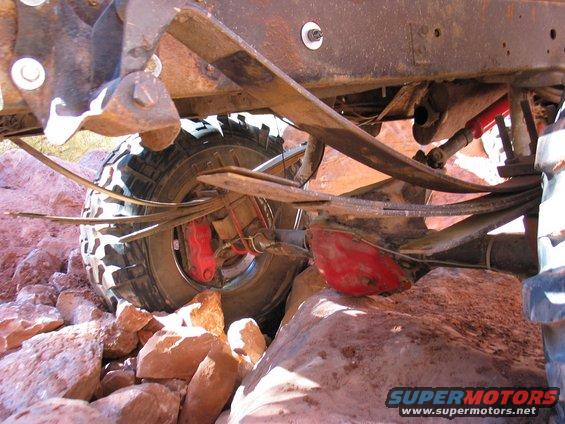 1mike-on-clif-spring-yikes.jpg forced axle wrap (thanks to the rock on the diff)