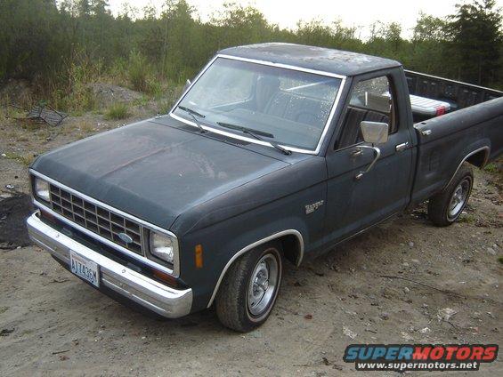 Dark blue 1983 Ford Ranger pickup truck, 3q-front view