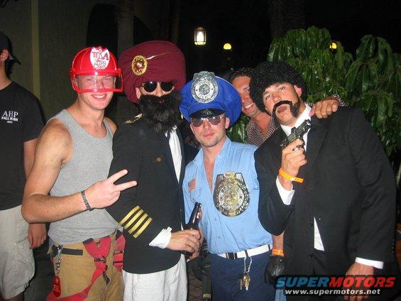 img_0218.jpg Roomate Pete on the left, wearing my turnout pants and the hat I bought in Naples.