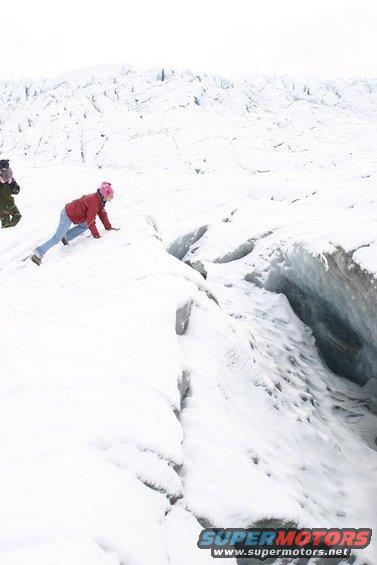 knik-glacier--014.jpg Down into the cravass.
