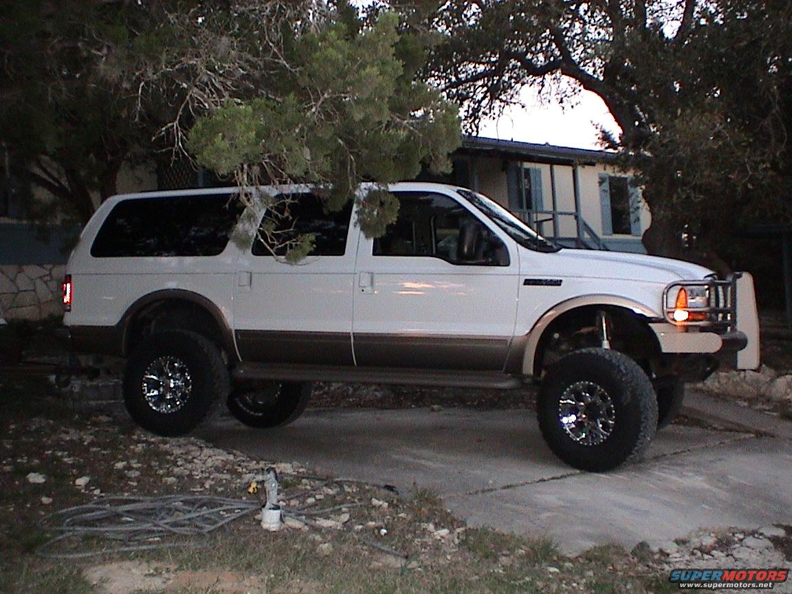 2004 Ford Excursion