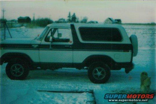 bronco2.jpg This is the first pic taken of the Bronco back in '78, bone stock