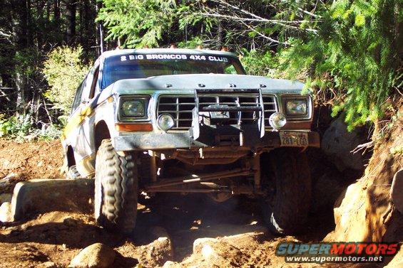 dcp_0647.jpg Tony Attempting To Go Up Mini Rubicon 
(11/6/2004)