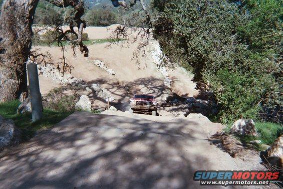 013_10a.jpg 