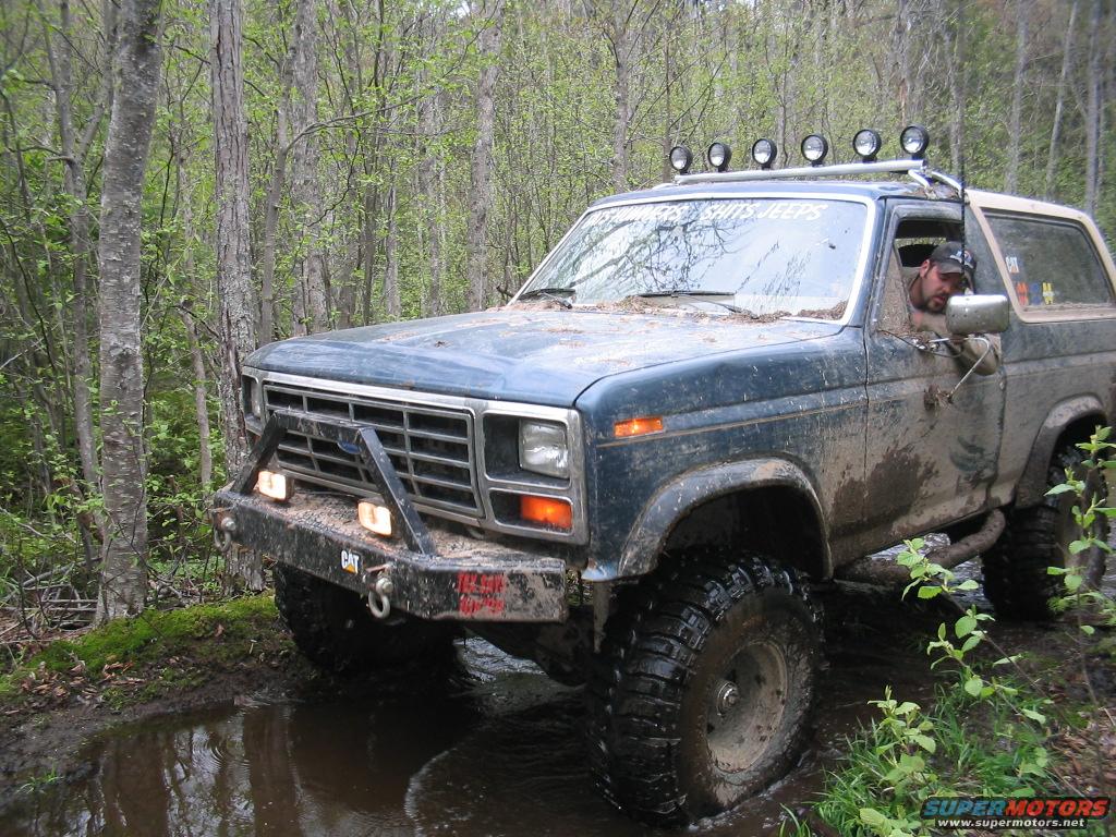 1986 Ford Bronco photo