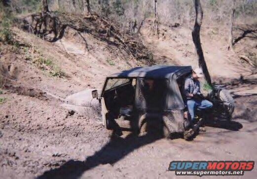 stuck.jpg mud is not my friend
