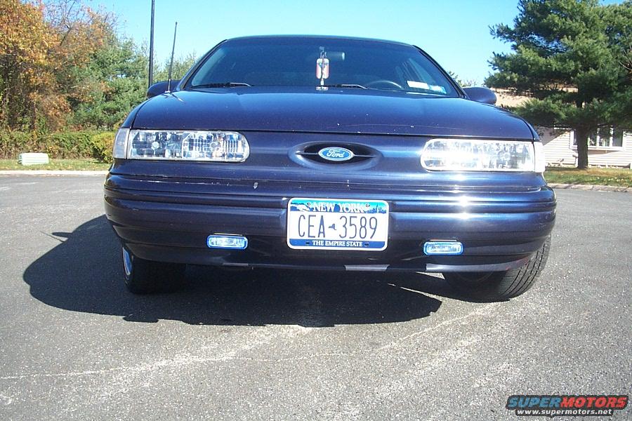 1993 Ford Taurus photo