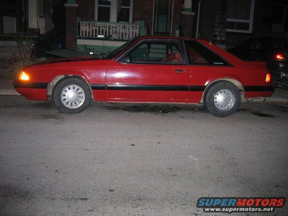 Left side,  dented in left front fender, only one that has no rust, ahh how nice  lol