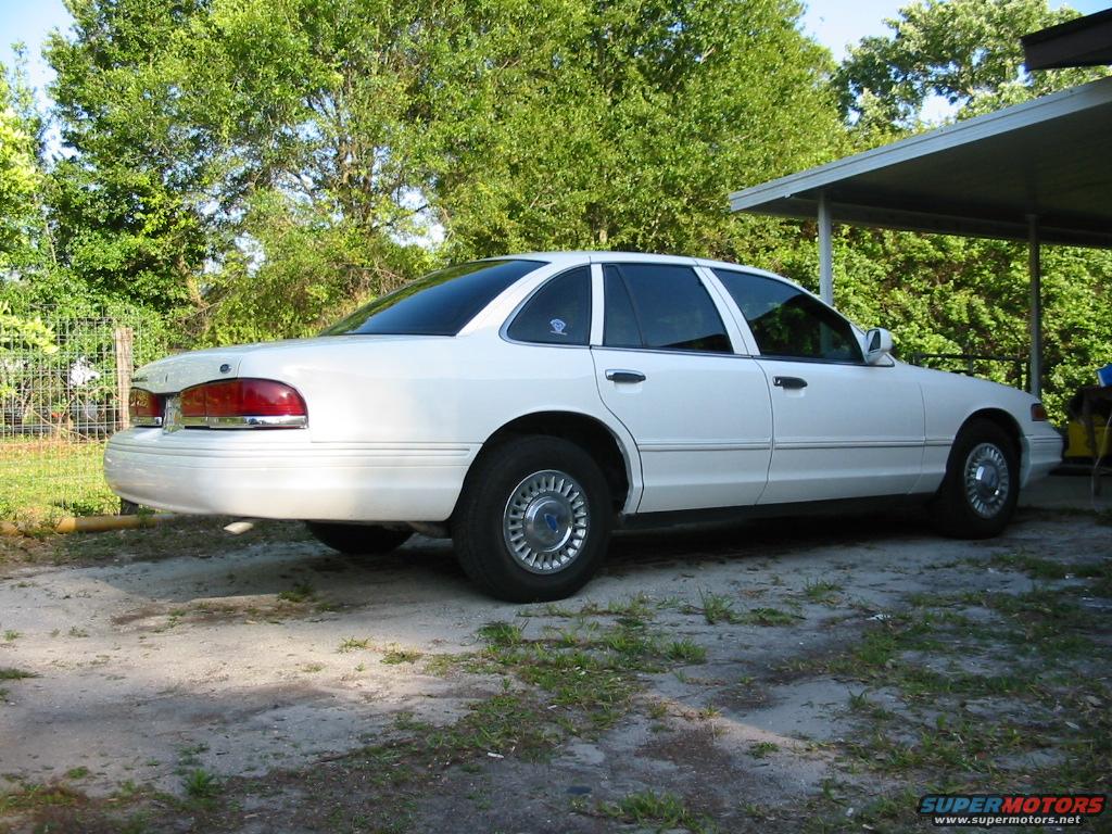 1997 Ford Crown Victoria