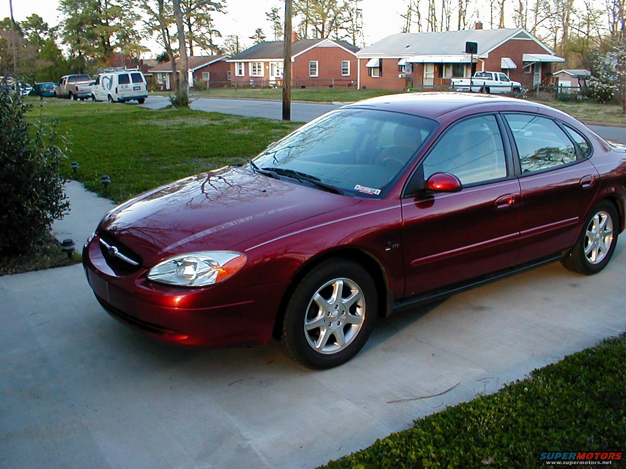 2000 Ford Taurus