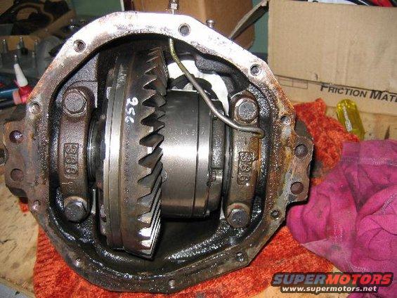 d44-ttb--air-locker.jpg The TTB w/ARB air locker & 4.56 Ratios.
All of this will bolt into the new diff.
That the reason I didnt go for a D60. Saves me heaps of $$$