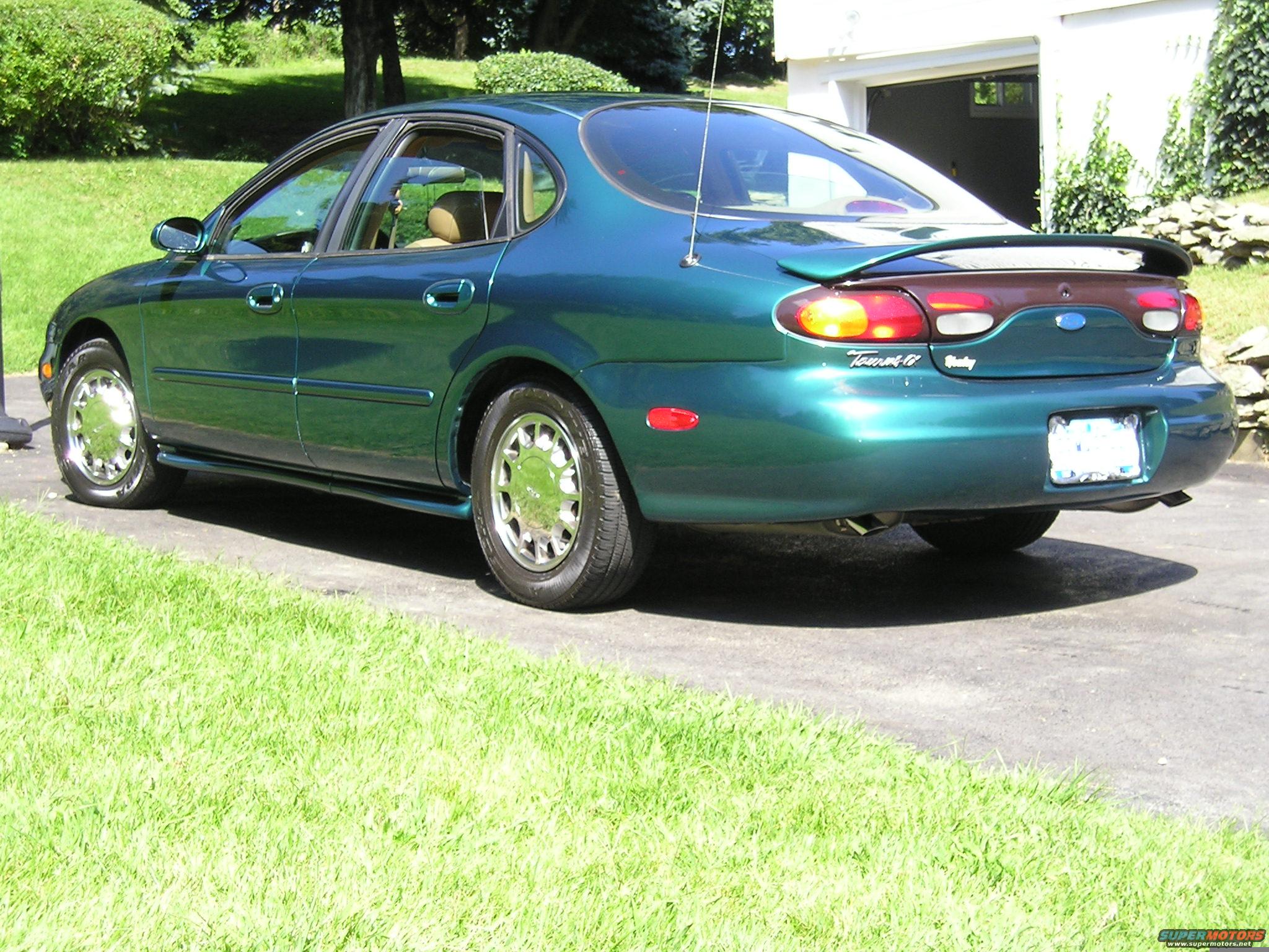 1996 Ford Taurus