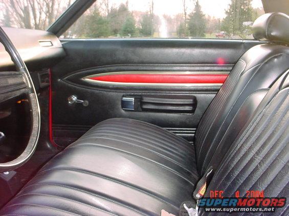 picture-009.jpg Interior