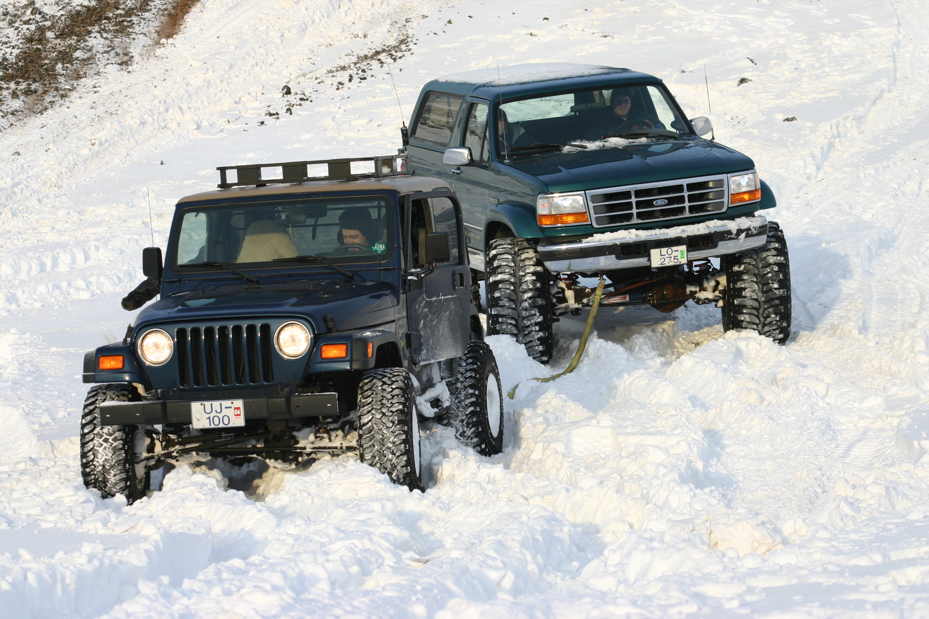 snow wheeling