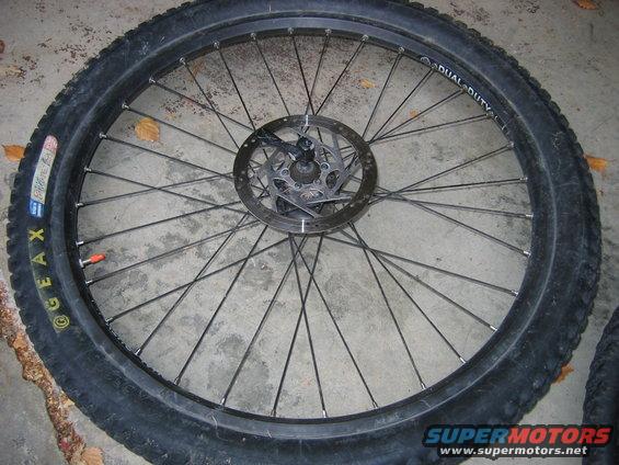 Bicycle wheel with Geax tire and disc brake rotor