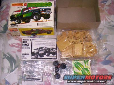 Matchbox 1:25 scale Ford Bronco model kit box and parts