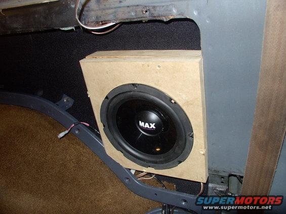 I can hear all the critics now " Oh those midranges won't sound good there". That's an absolute crock of it. They crank to beat the band !  Unbelieveable sound clarity and phenominal volume, right where you want it !  What's more stay tuned as I conceal them absolutely flush with the vinyl rear quarter inner walls. 