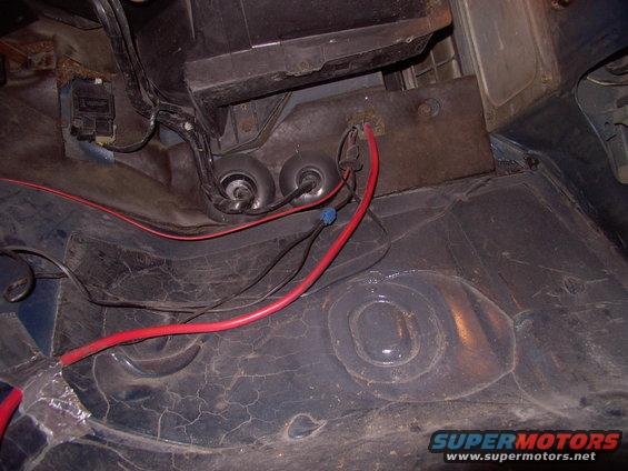 img_0118.jpg Why yes that is 4 gauge, properly grometted, going straight to my amplifiers.  So nice of you to notice.