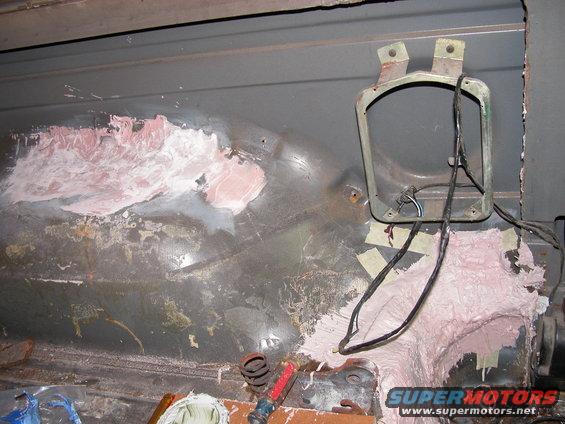 bronco(before-work)-005.jpg sheet metalfiberglass bondo fills