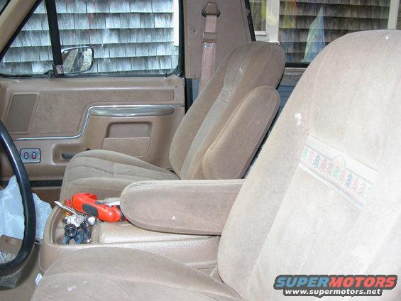 bronco(before-work)-003.jpg stock interior