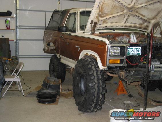 Clearance difference between 42"s and 35"s