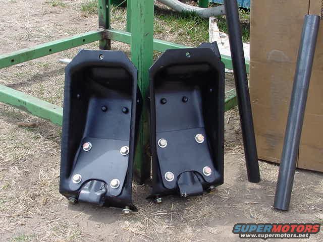 paintedspringtowers.jpg Spring towers from 1979 F-150
