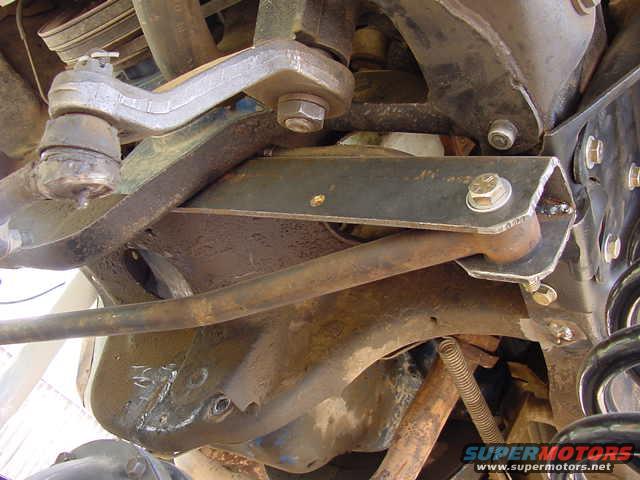 trackbarbracketfront.jpg Track bar bracket front
