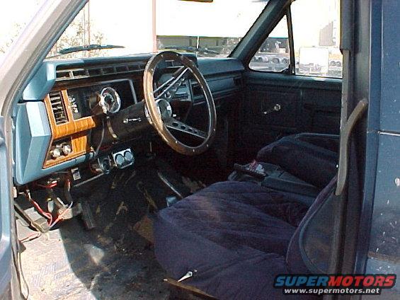 insidedriverside.jpg 