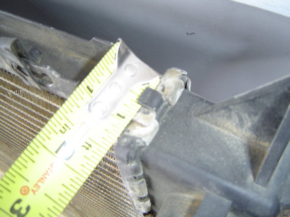 dsc00849.jpg Old radiator was under an inch thick