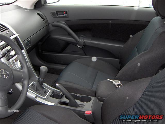 seats.  nothin special.  the knobs are billet aluminum.  kinda spiffy.