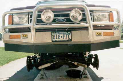 eric1.jpg Dana 44 removed (looks like an alien hovercraft)