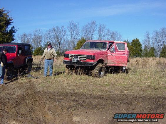 fulton-12.04.04-032.jpg Josh using my winch