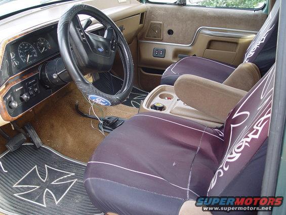Inside my truck not real nice but i try to keep it clean and polished