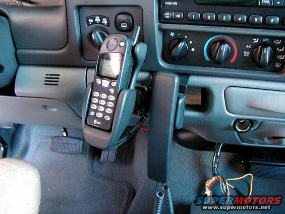 55749077vmdbpl_ph.jpg Panavise mount for the Nokia Mobile Kit