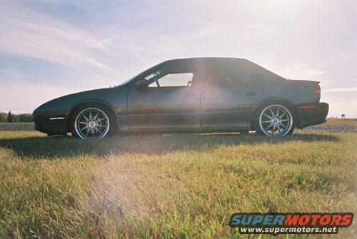 Saturn SL