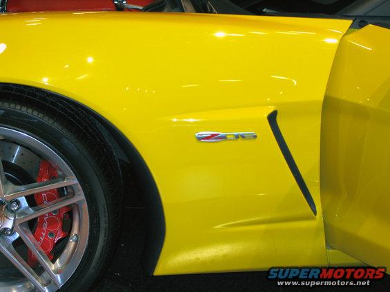 img_0339.jpg ZO6 Badge