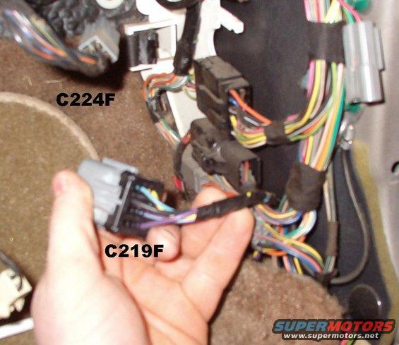 n02.jpg 1994 Dash harness (14401 & 12614) connectors