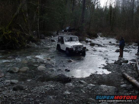 index-lookout-007.jpg jeff in the creek