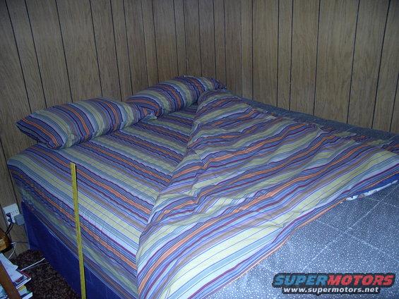 Who'd know there was storage under there and not just a box spring ?