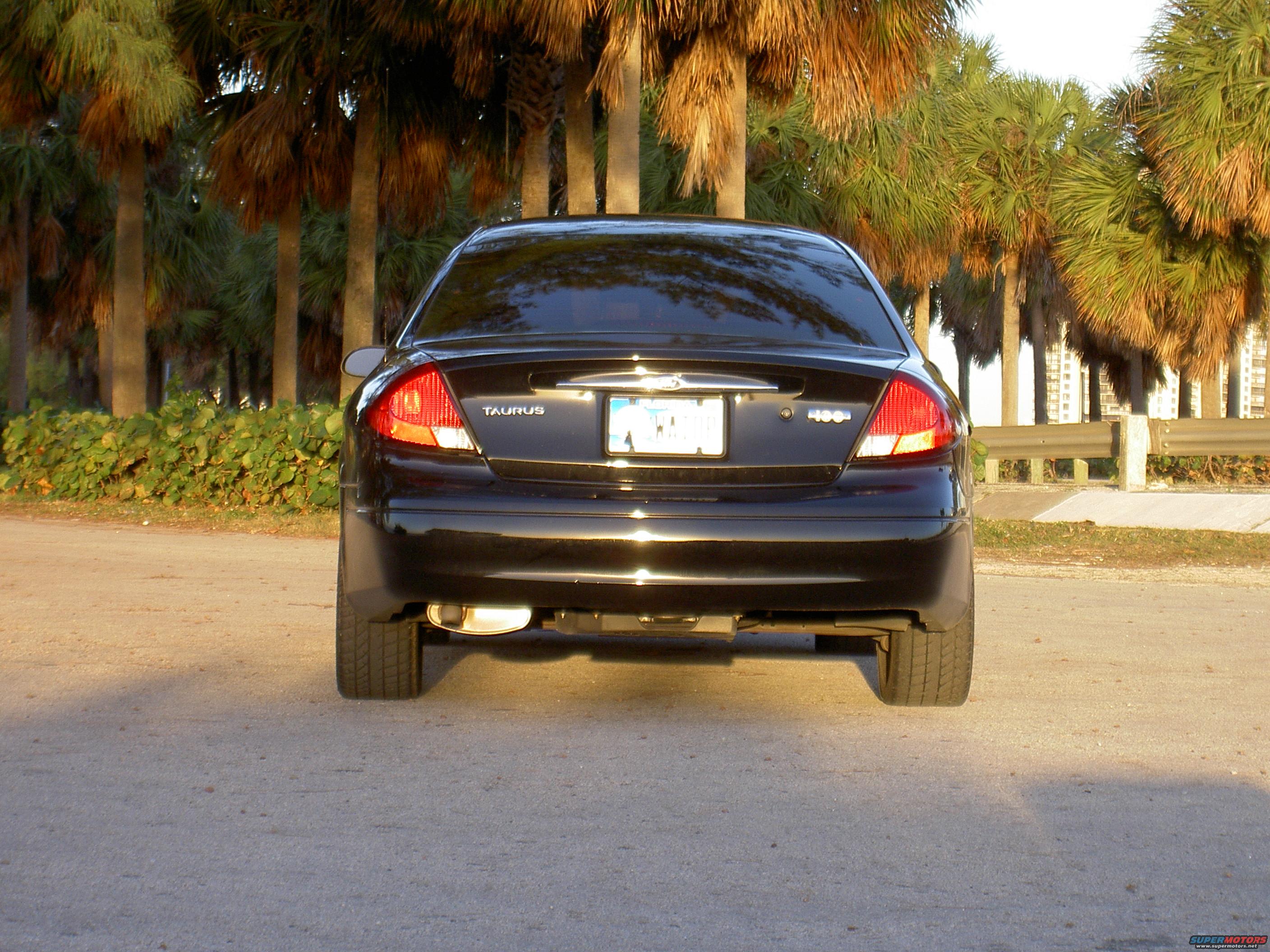 2003 Ford Taurus photo
