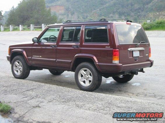 xjthreequarter3.jpg Two days after purchase, up in Azusa Canyon.