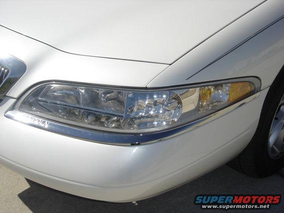 1997 Lincoln Mark VIII front corner with chrome trim around headlight