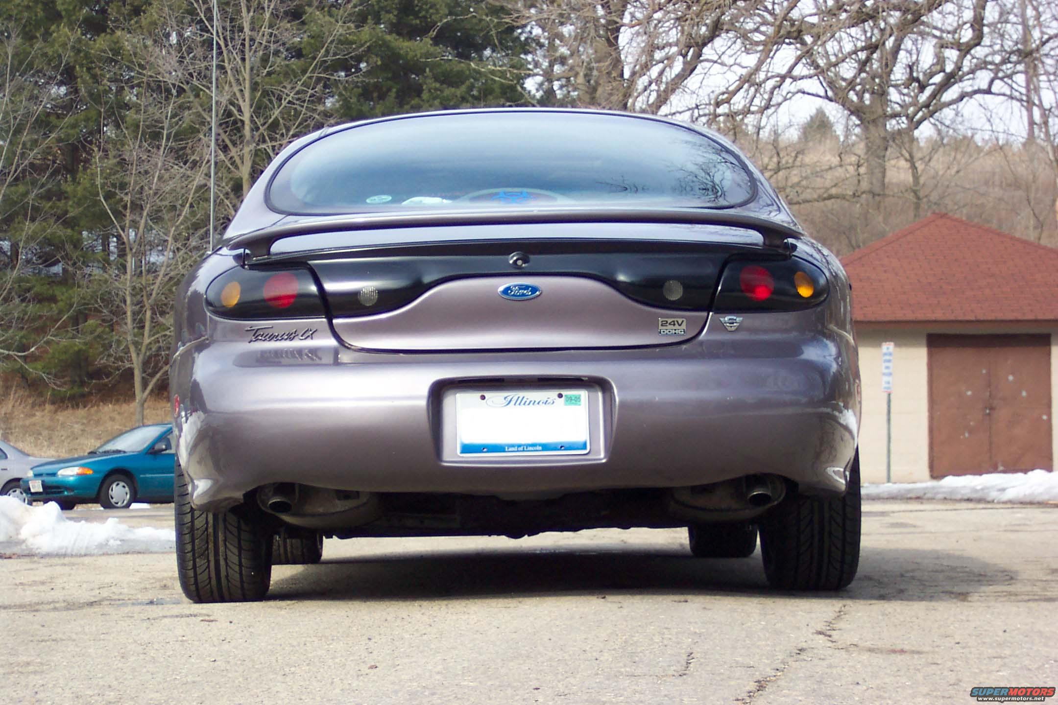 1996 Ford Taurus photo