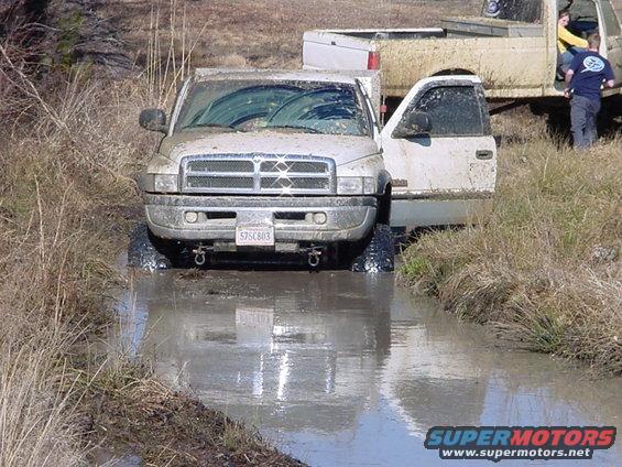 trucks-004.jpg 