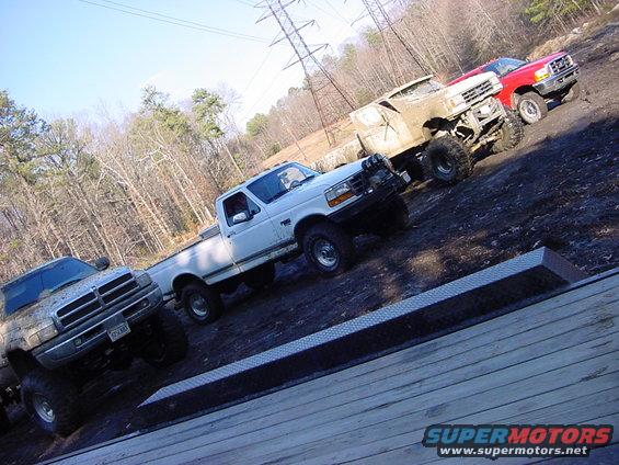 trucks-010.jpg 