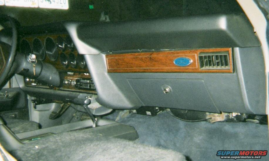 1976 Ford Ranchero photo